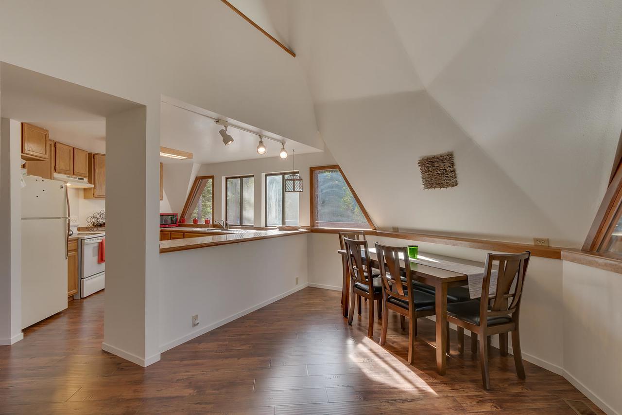 The Snow Globe - Two Bedroom Home South Lake Tahoe Exterior photo